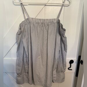 Off the Shoulder Long Sleeved Top